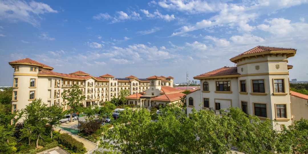 与建筑同寿命，荣成九龙晟大酒店