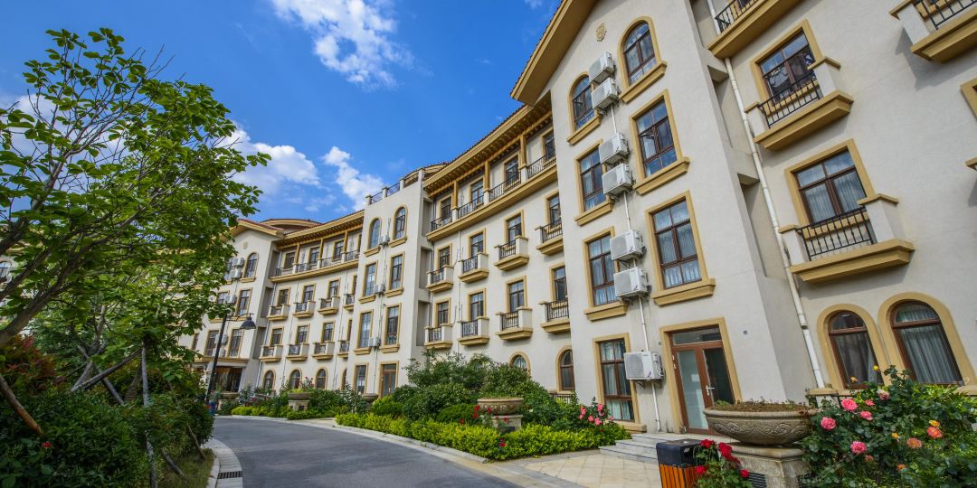 与建筑同寿命，荣成九龙晟大酒店