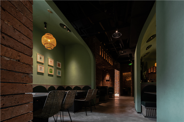 泰斯特灰泥，“椰小鸡”三亚海棠湾网红店