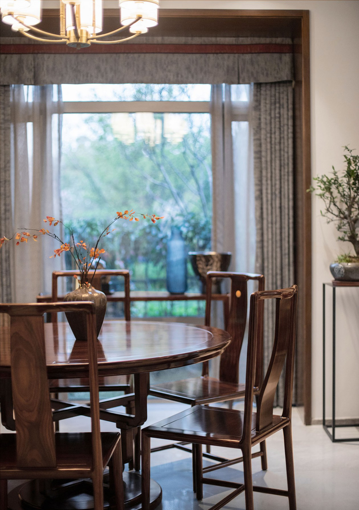 芩枫观芷桃源里 惊羡桃源非梦中